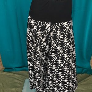 Full length skirt with black waistband